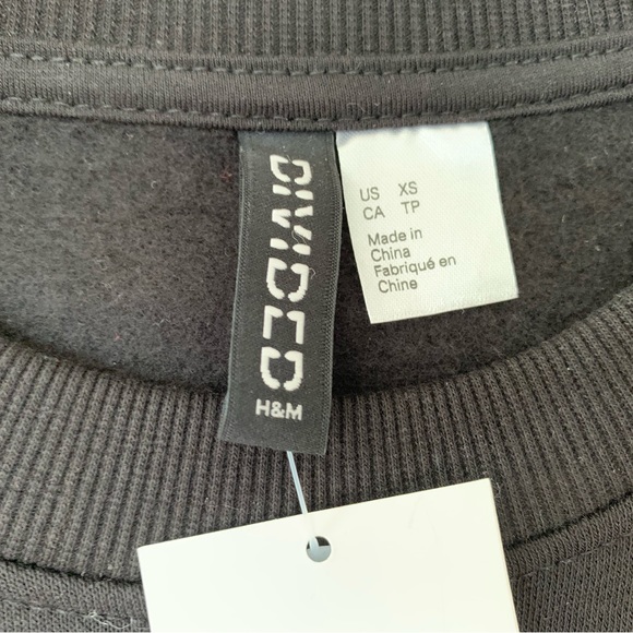 NWT H&M Black Studded Fringe Sweatshirt. Size: XS. Excellent condition - Picture 8 of 8